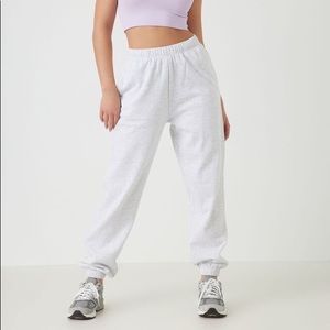 Garage Clothing “Boyfriend Joggers” White S/M
New without tags